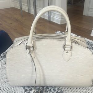 Louis Vuitton Epi handbag in quartz/ivory